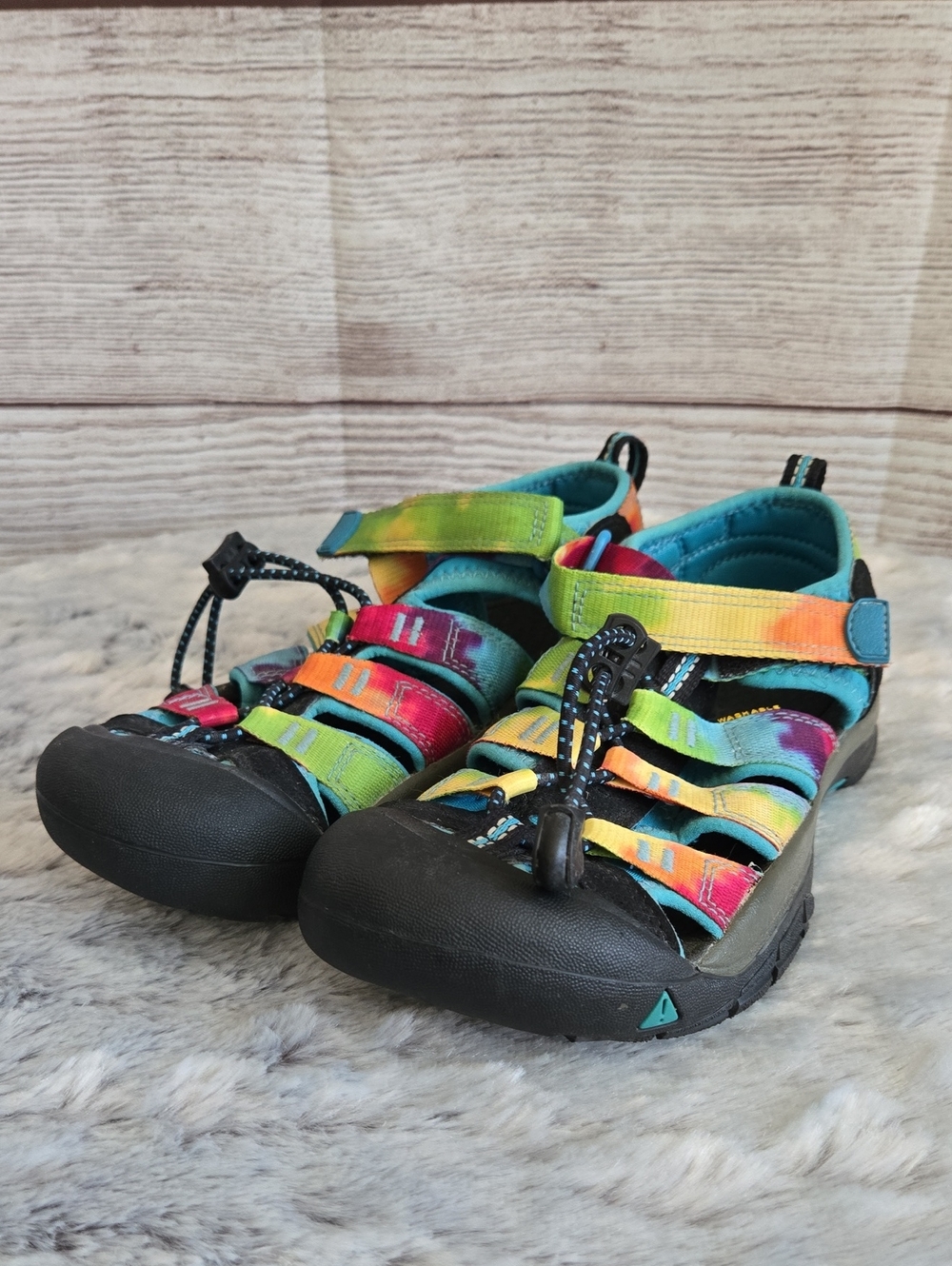 Keen Water Shoes, Kids Size 2
